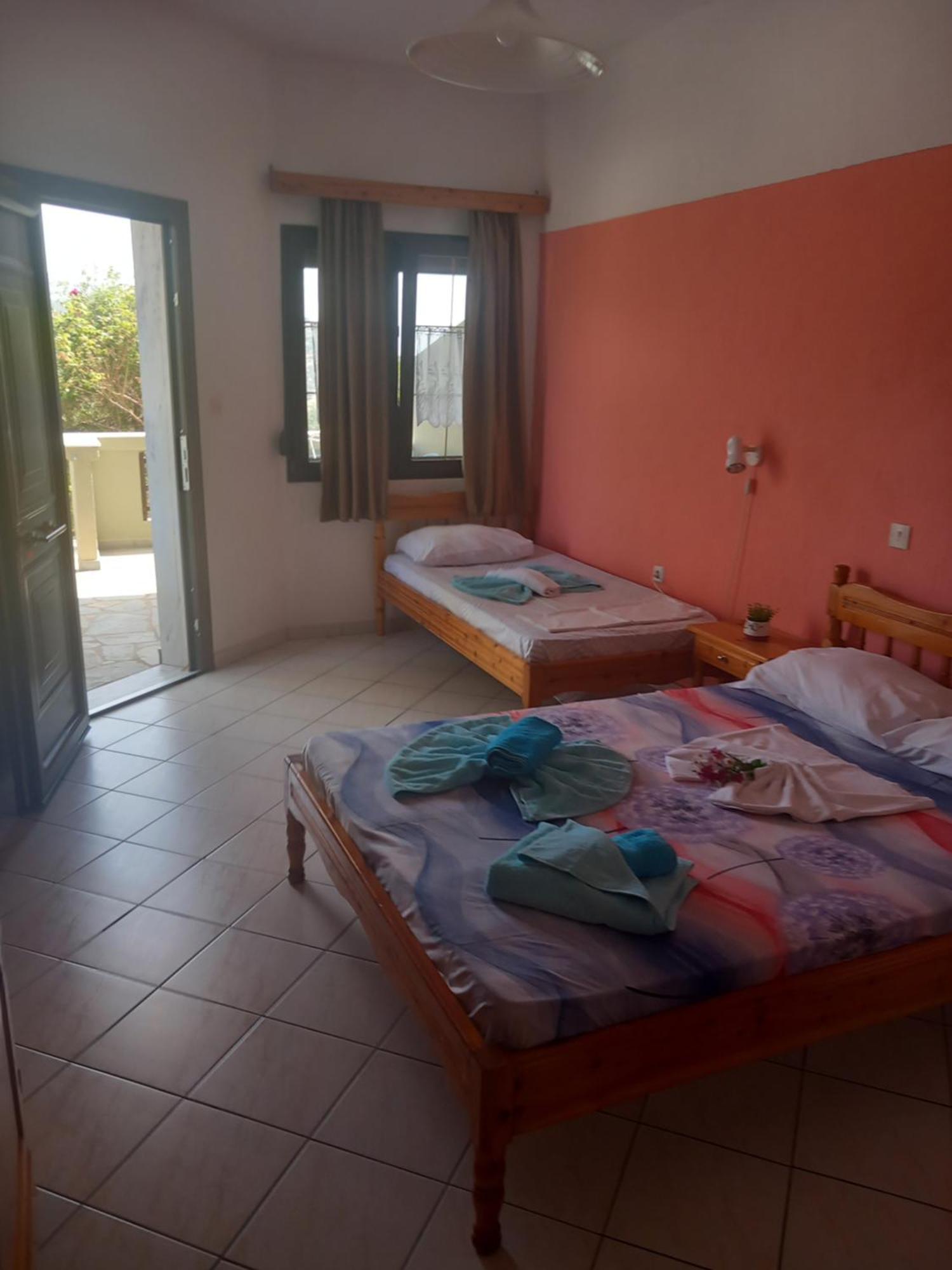 Giola Aparments And Studios 2 Astris Extérieur photo
