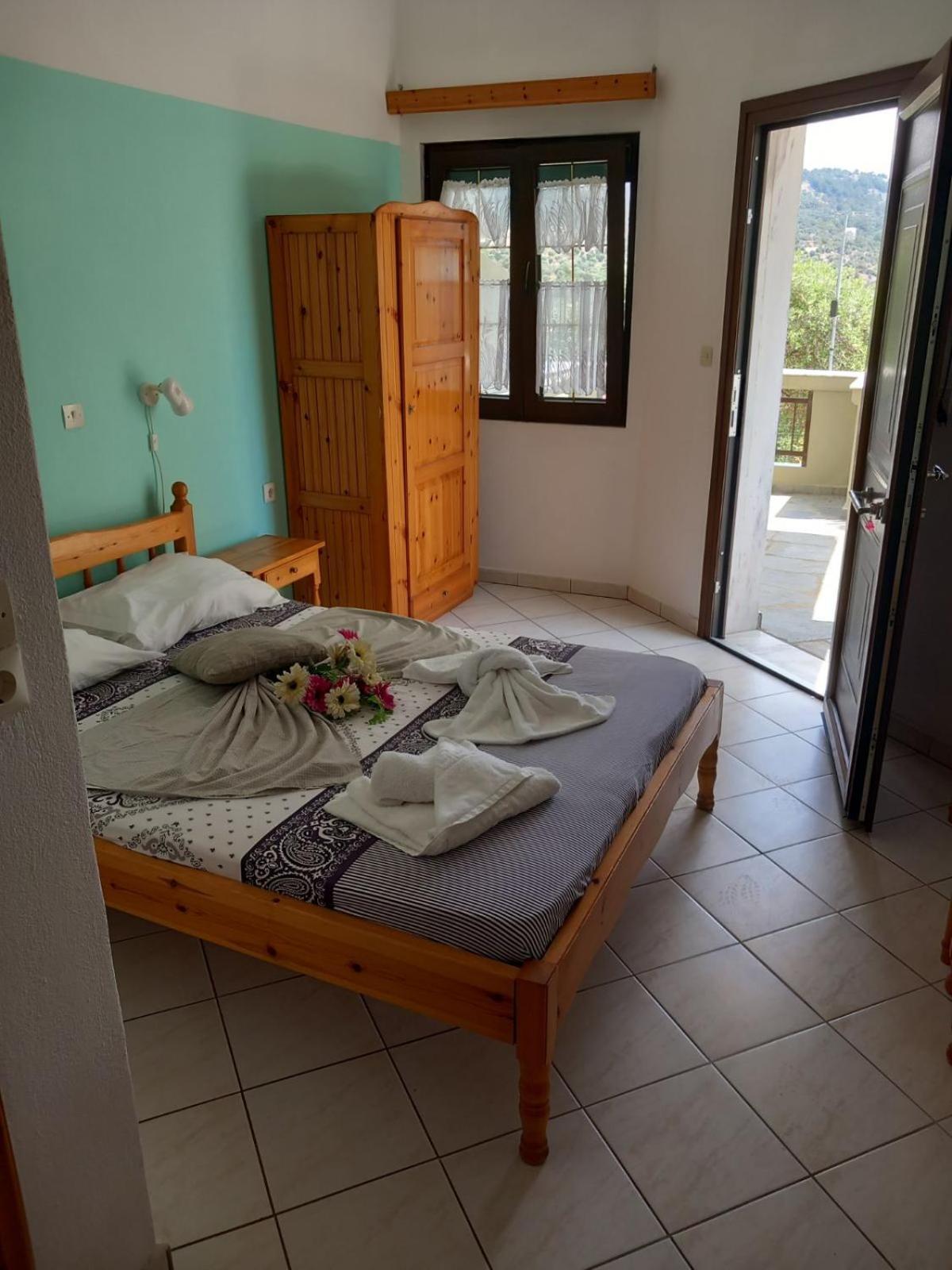 Giola Aparments And Studios 2 Astris Extérieur photo
